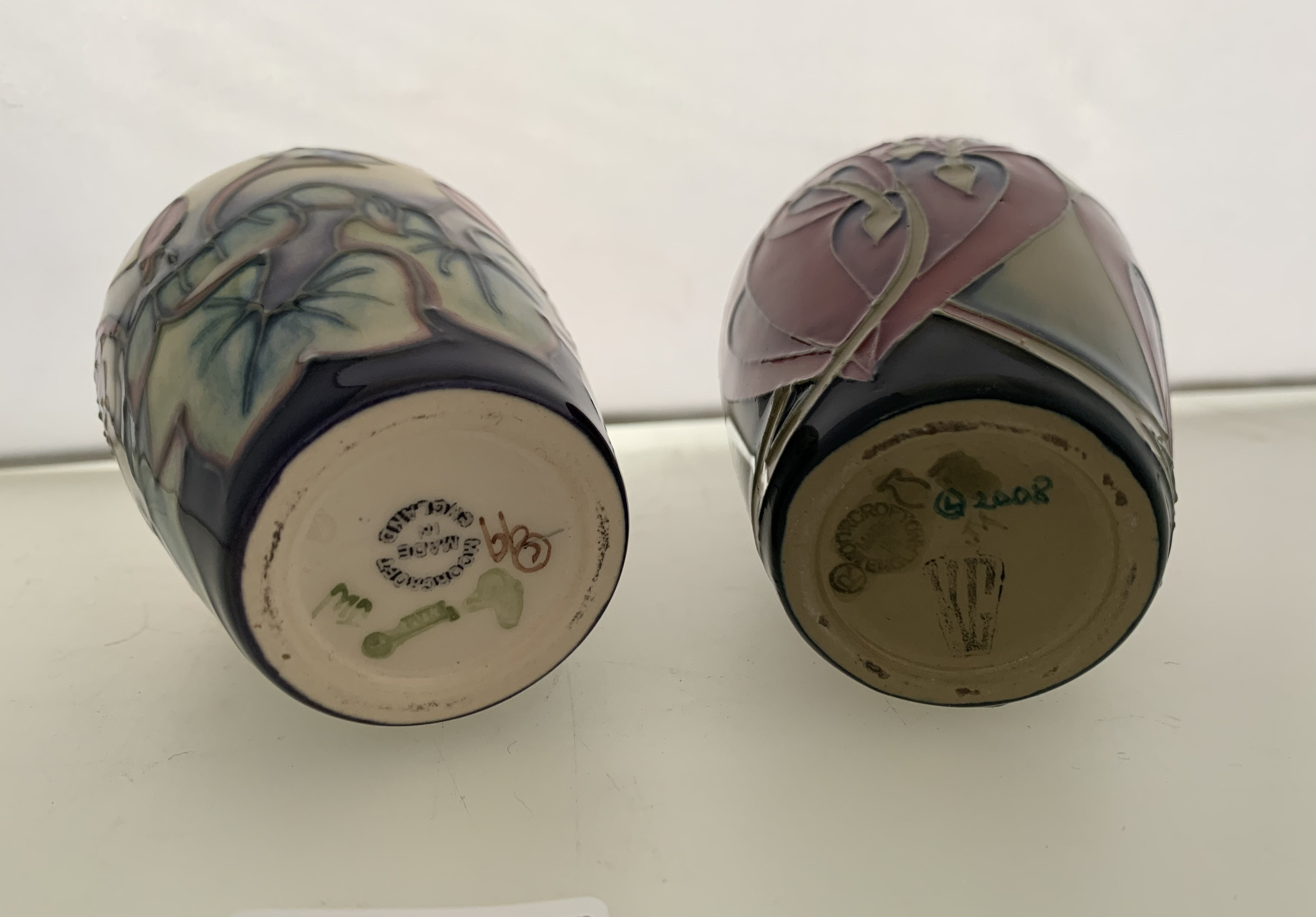 2 small Moorcroft vases 4” high, 2008 and 2009 - Image 5 of 5