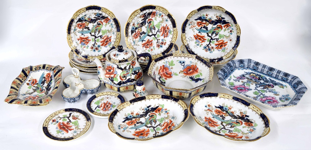 Losol Ware, Keeling & Co. Ltd - Shanghai pattern table wares to include 12 plates 8.75" diameter,