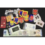 Royal Mint & Bank of England 1996 five pounds set, comprising five pound note and coin; together