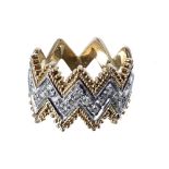 18k diamond set zig-zag design ring, width 13mm, 6.2gm, ring size J/K (345)