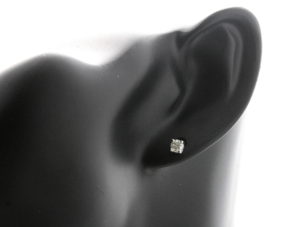 Pair of 18ct white gold diamond ear studs, round brilliant-cut - Image 2 of 6