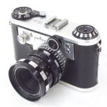 Corfield Periflex Gold Star camera, no. 61016 63, with Lumax 1:2.8/50mm lens