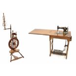 Good antique walnut and fruitwood treadle spinning wheel, upon triple baluster turned splayed