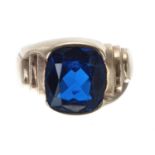 Gentleman's 9ct blue stone set ring, 8gm, width 16mm, ring size U/V