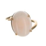 9ct cabouchon coral single stone set ring, 16mm x 13mm, 4gm, ring size