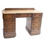 Victorian mahogany reverse breakfront pedestal dressing table, the moulded top with a low raised