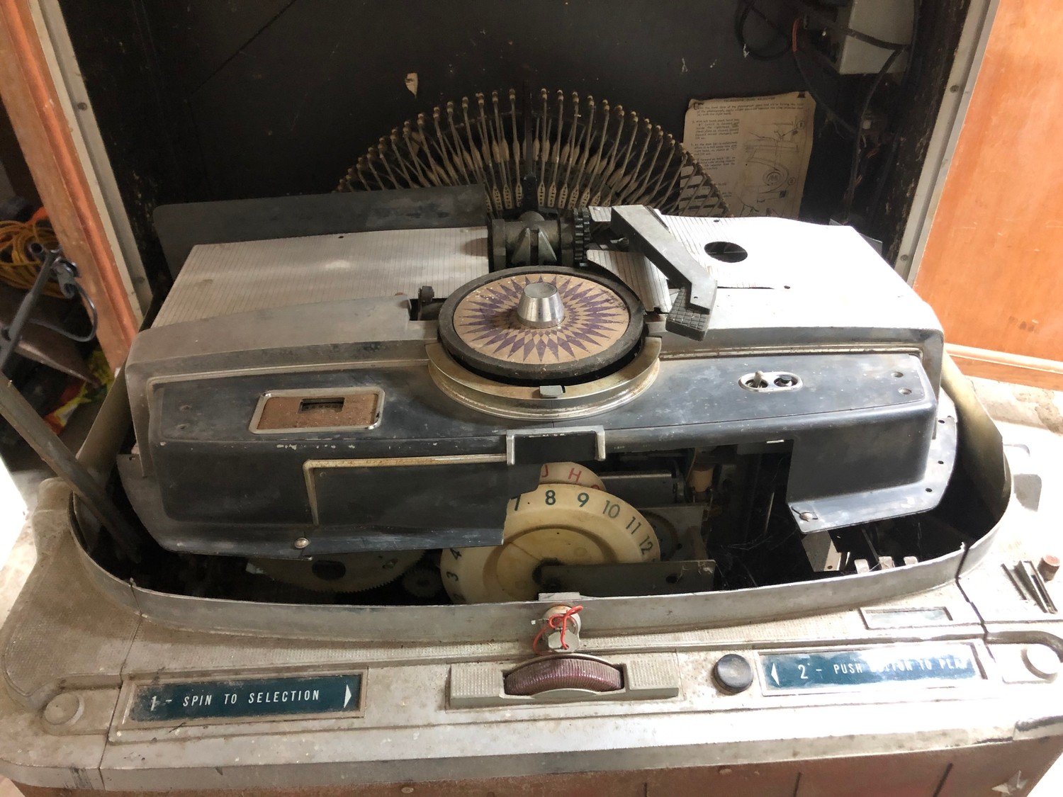 Rare 1950s Bal-AMi 200 Jukebox in "Barn Find" condition and in need of complete restoration, - Image 7 of 27