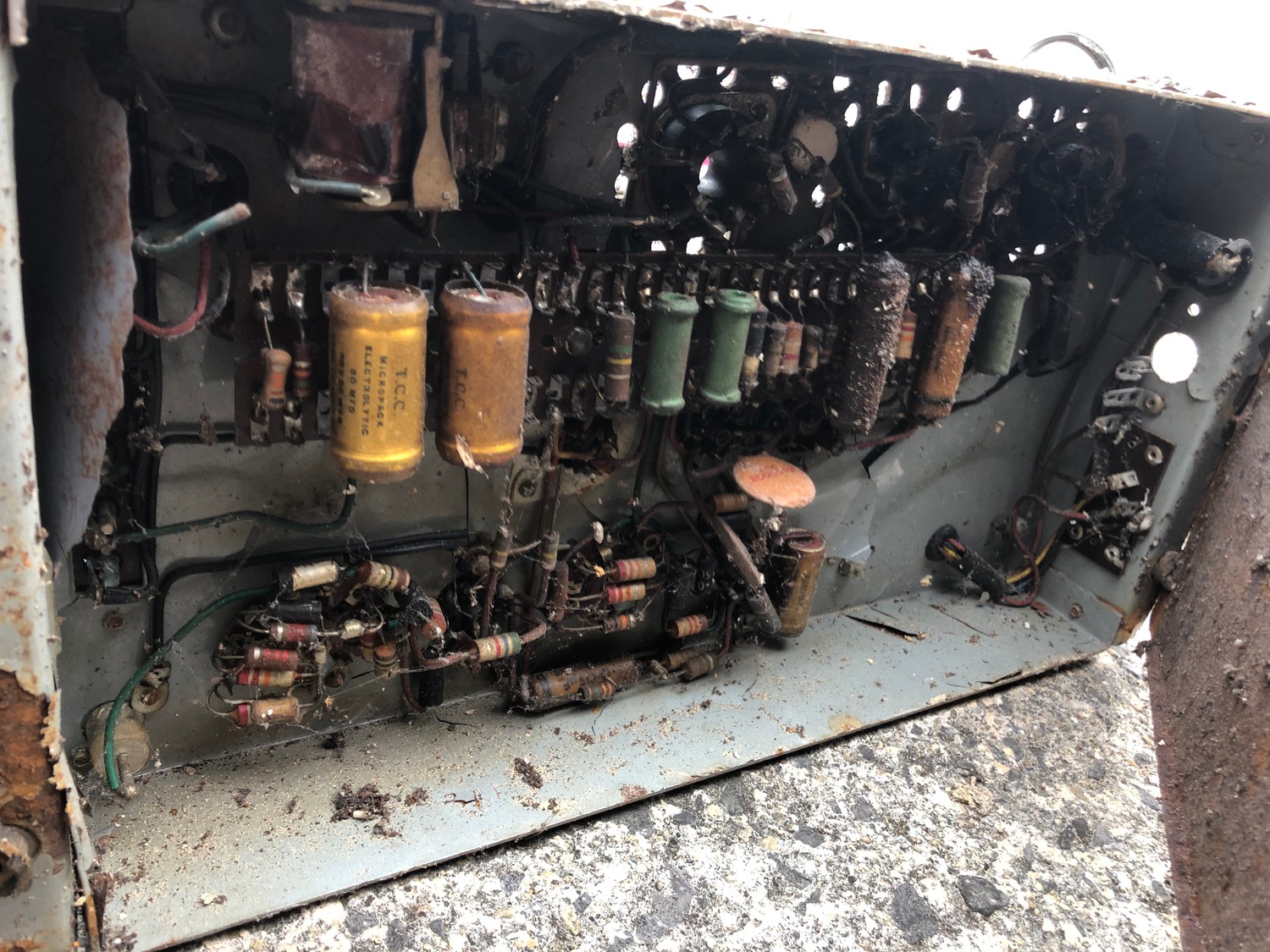 Rare 1950s Bal-AMi 200 Jukebox in "Barn Find" condition and in need of complete restoration, - Image 27 of 27