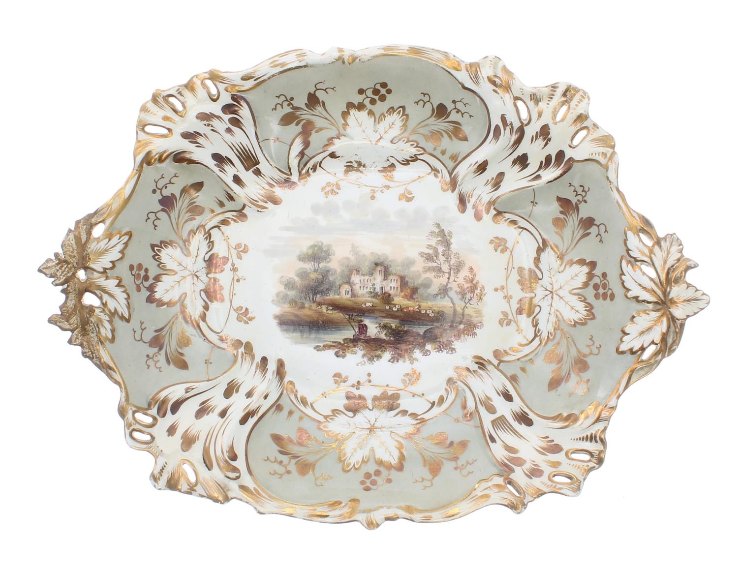 Coalport 19th century oval cabinet plate, painted centrally with a fisherman before a stately - Bild 3 aus 4