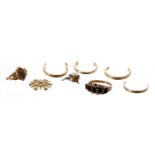 Assorted gold jewellery with faults including 9ct - 2.7gm; 15ct - 4.8gm; 18ct - 3.8gm