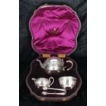 Victorian silver bachelor three piece tea set, comprising tea pot 4.25" high, jug and bowl, with