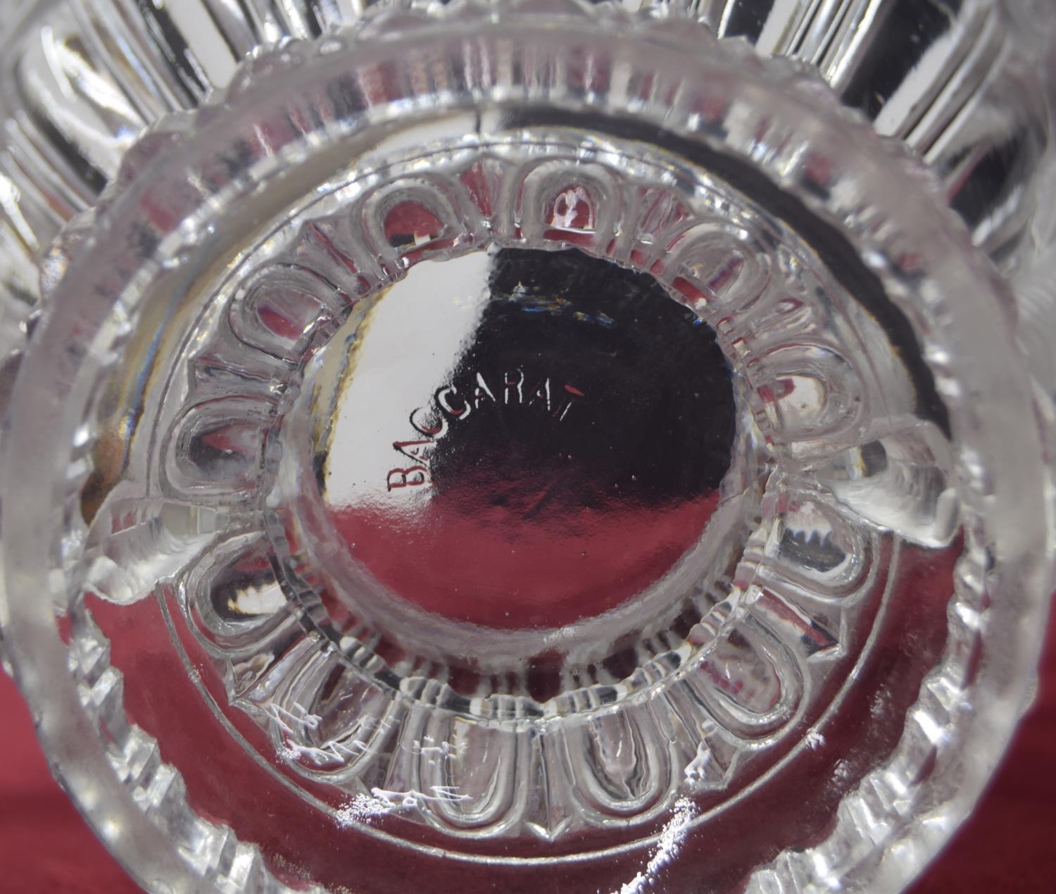 Baccarat clear and frosted glass bonbon dish and cover, with twin moulded elephant's head handles, - Image 2 of 3