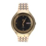 Seiko 5 Helmet automatic gold plated gentleman's wristwatch, ref. 6319-7010, the black dial with day