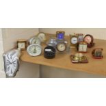 Fifteen various small travel and boudoir clocks, some electric (15)