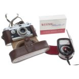 Foca PF3 1950s camera, made in France, no. 53 584B, in branded leather carry case; together with a