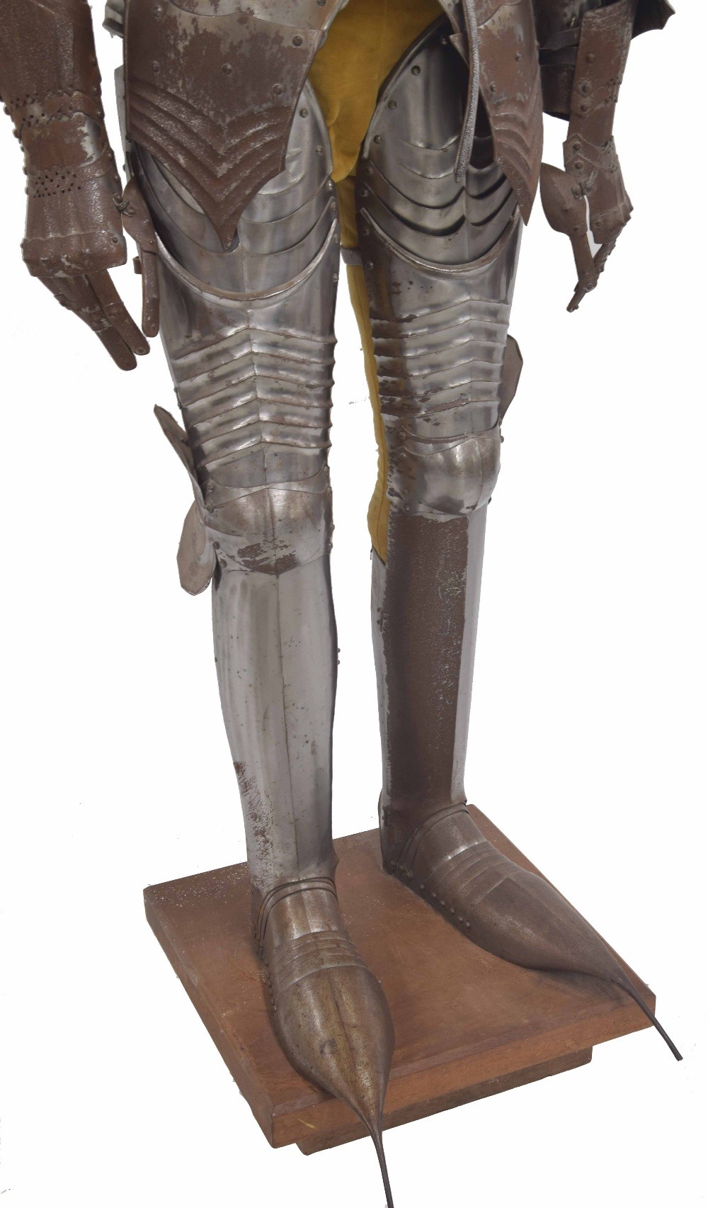 Full suit of German ceremonial steel armour for horseback in the Medieval style, including a - Image 4 of 6