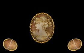 9ct Gold Cameo Lovely Condition and Qual