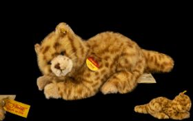 Steiff Ginger Kitten complete with Steiff button in ear and original labels, EAN 099489.