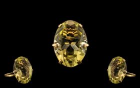 9ct Gold - Attractive / Impressive Single Faceted Citrine Stone Set Dress Ring.