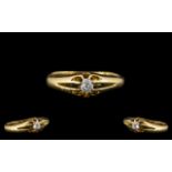 18ct Gold - Attractive Gypsy Set Single Stone Diamond Set Ring.