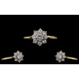 18ct Gold - Ladies Attractive Diamond Set Cluster Ring - Flower head Setting.