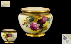 Royal Worcester Hand Painted and Signed Roses Vase ' Pink and Red Roses ' Stillife. Signed E.