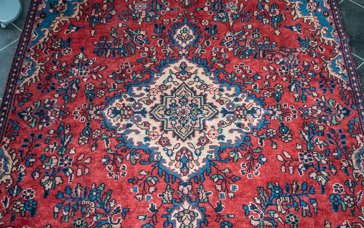 A Genuine Excellent Quality Persian Sarouk Carpet/Rug decorated in a traditional floral design on - Image 2 of 2