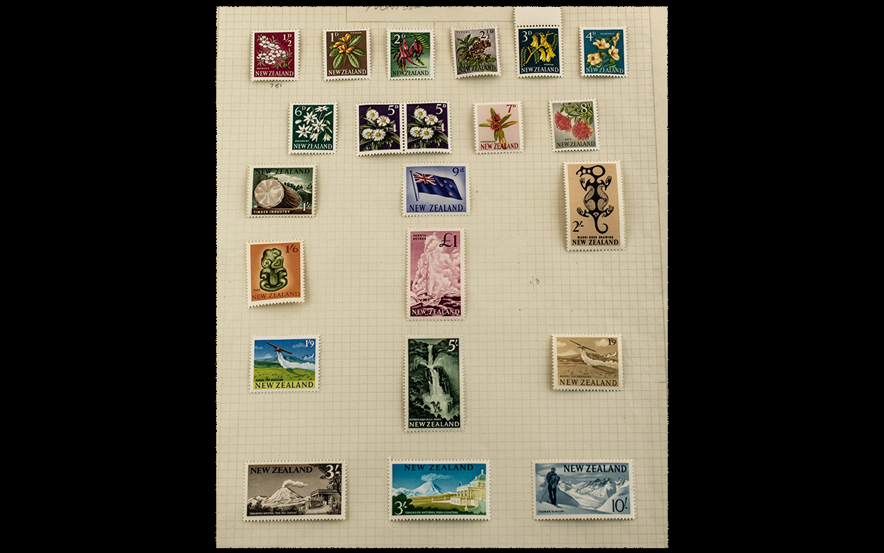 Stamps Extensive Commonwealth collection + GB from Queen Vic to 1960 NZ set of 21 to the £, - Image 2 of 3