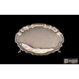 Elizabeth II - Superb Quality Sterling Silver Circular Footed Salver / Tray of Small Proportions.