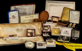 A Mixed Collection of Costume Jewellery, to include odd silver pieces, comprising cufflinks, tie