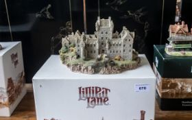 Limited Edition Lilliput Lane Cottage 'Cawdor Castle' in original box in excellent condition.