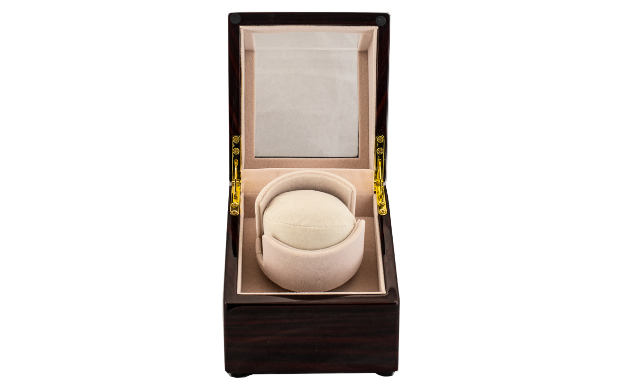 A Chiyoda Watch Winder mint condition 6.3 inches high. Please see accompanying image. - Image 2 of 3