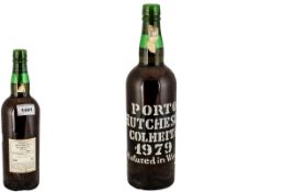 Porto - Hutcheson Colheita 1979 Bottle of Vintage Port Matured In Wood Casket. 20% Vol - 75 cl.