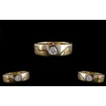 18ct Yellow Gold - Attractive 5 Stone Di