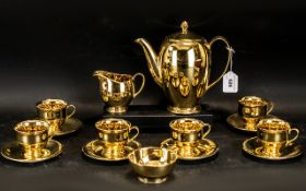 Royal Winton Gold Lustre Tea Set compris