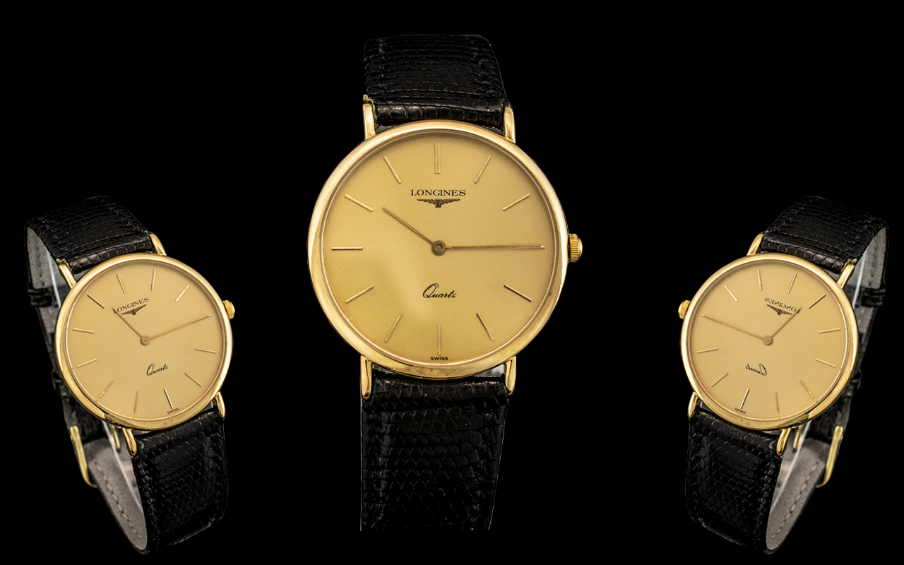 Gentleman's 9ct Gold Longines Wrist Watch, 32mm diameter 9ct gold case,