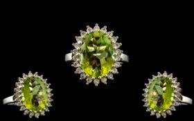 Ladies - Attractive Sterling Silver Peridot Set Cluster Ring,