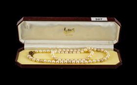 Cultured Pearl Necklace with 9ct Gold Clasp, length 26", pearls approximately 8.5 ml.