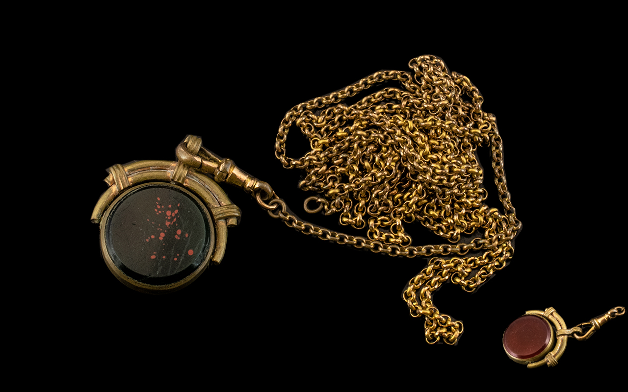 Large Antique Muff Chain and Fob in yellow metal; long guard chain in 'pinchbeck gold', with - Bild 2 aus 2