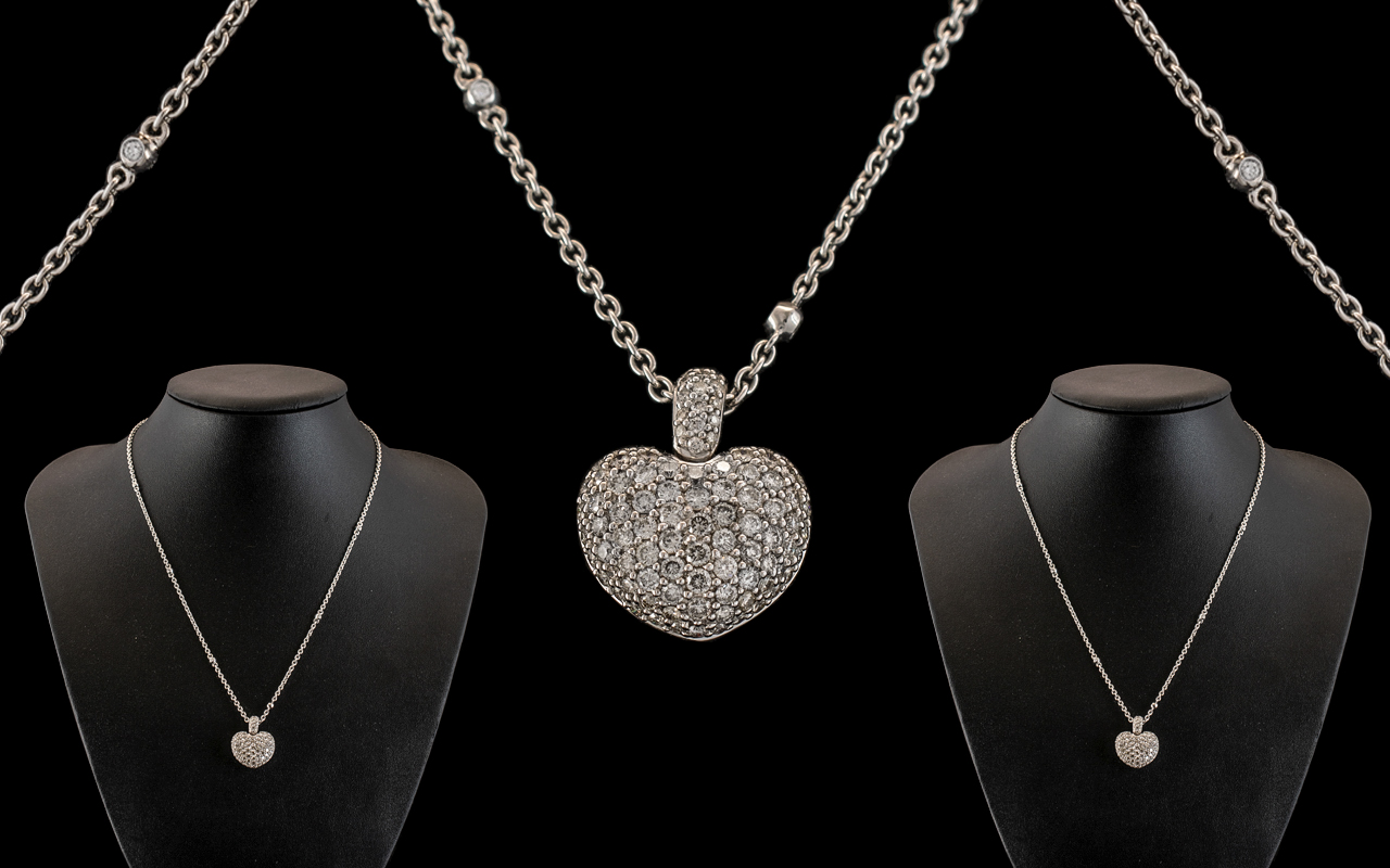 18ct White Gold - Superb Quality and Attractive Heart Shaped Diamond Set Pendant / Locket with - Image 2 of 2