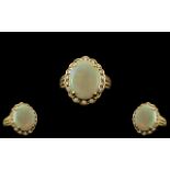 18ct Yellow Gold - Attractive Opal and D