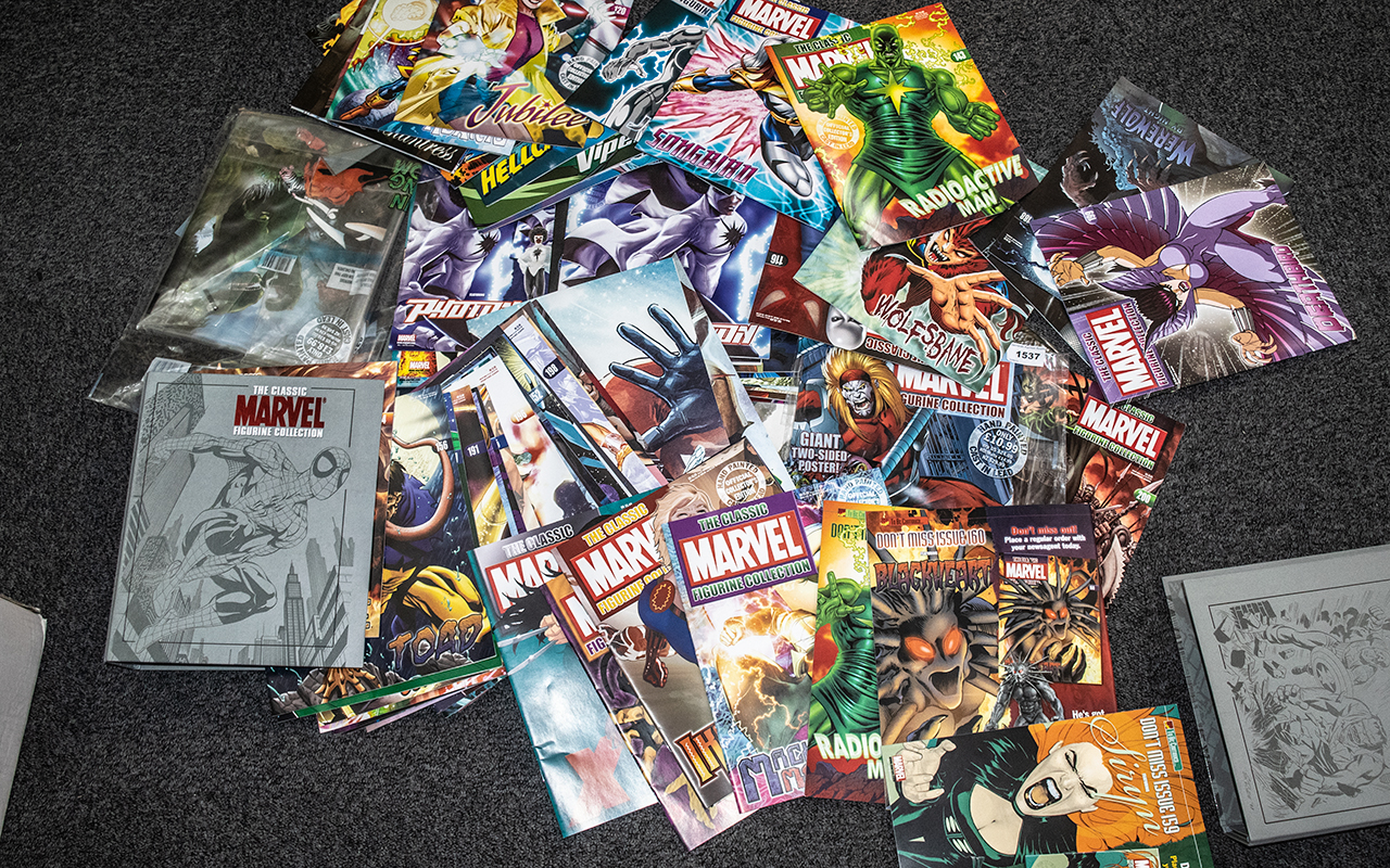 Large Collection of The Classic Marvel Figurine Collection Comics / Magazines, Great Collection