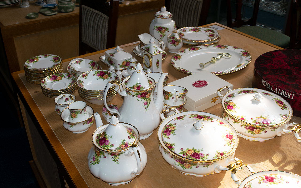 Large Quantity of Royal Albert - Country Rose Ceramics. - Image 3 of 4