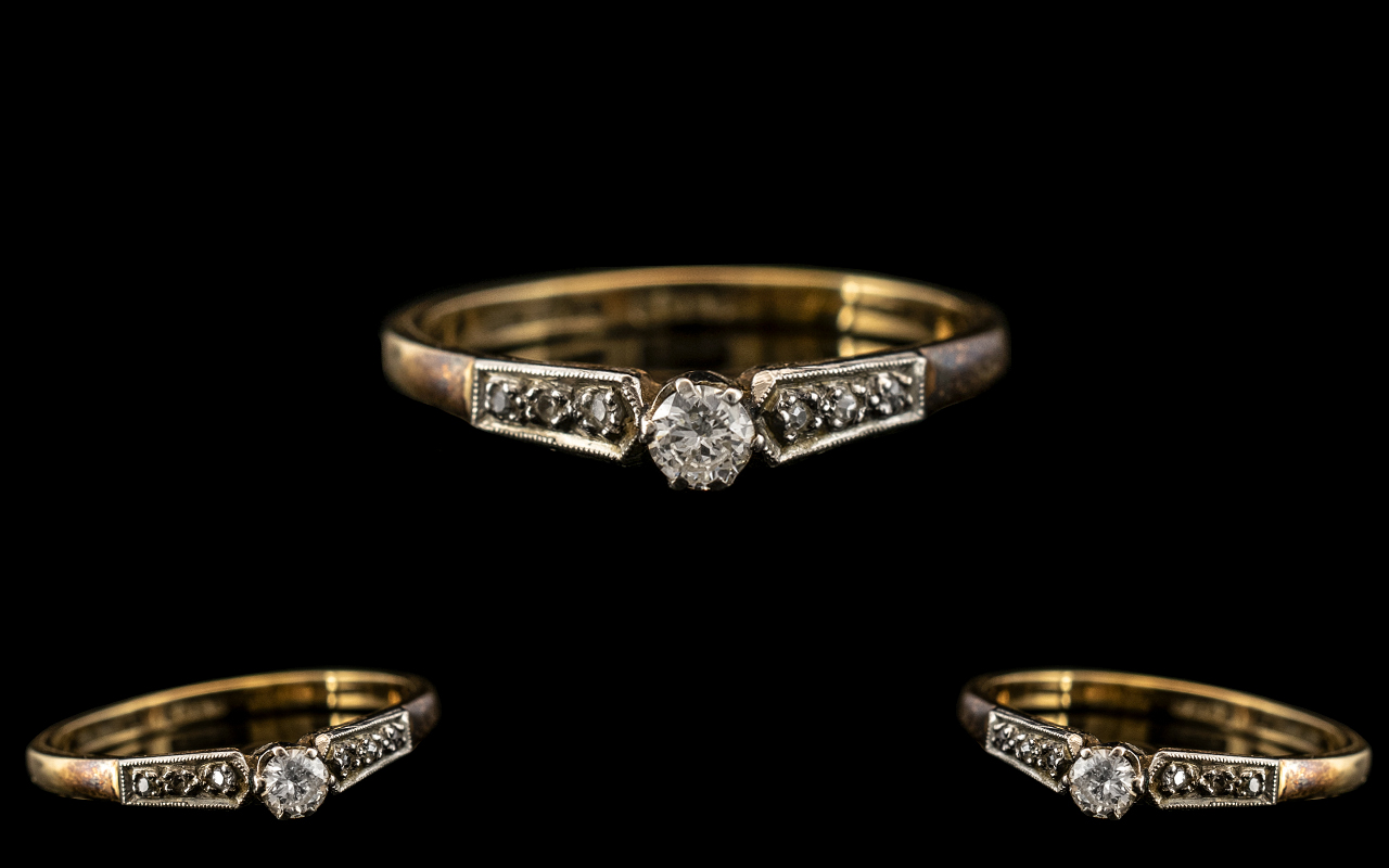 18ct Yellow Gold Single Stone Diamond Set Ring with Diamond Set Shoulders, Hallmark to Shank