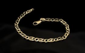 Ladies - Nice Quality 9ct Gold Fancy Double Link Bracelet. Excellent Design and Craftsmanship.