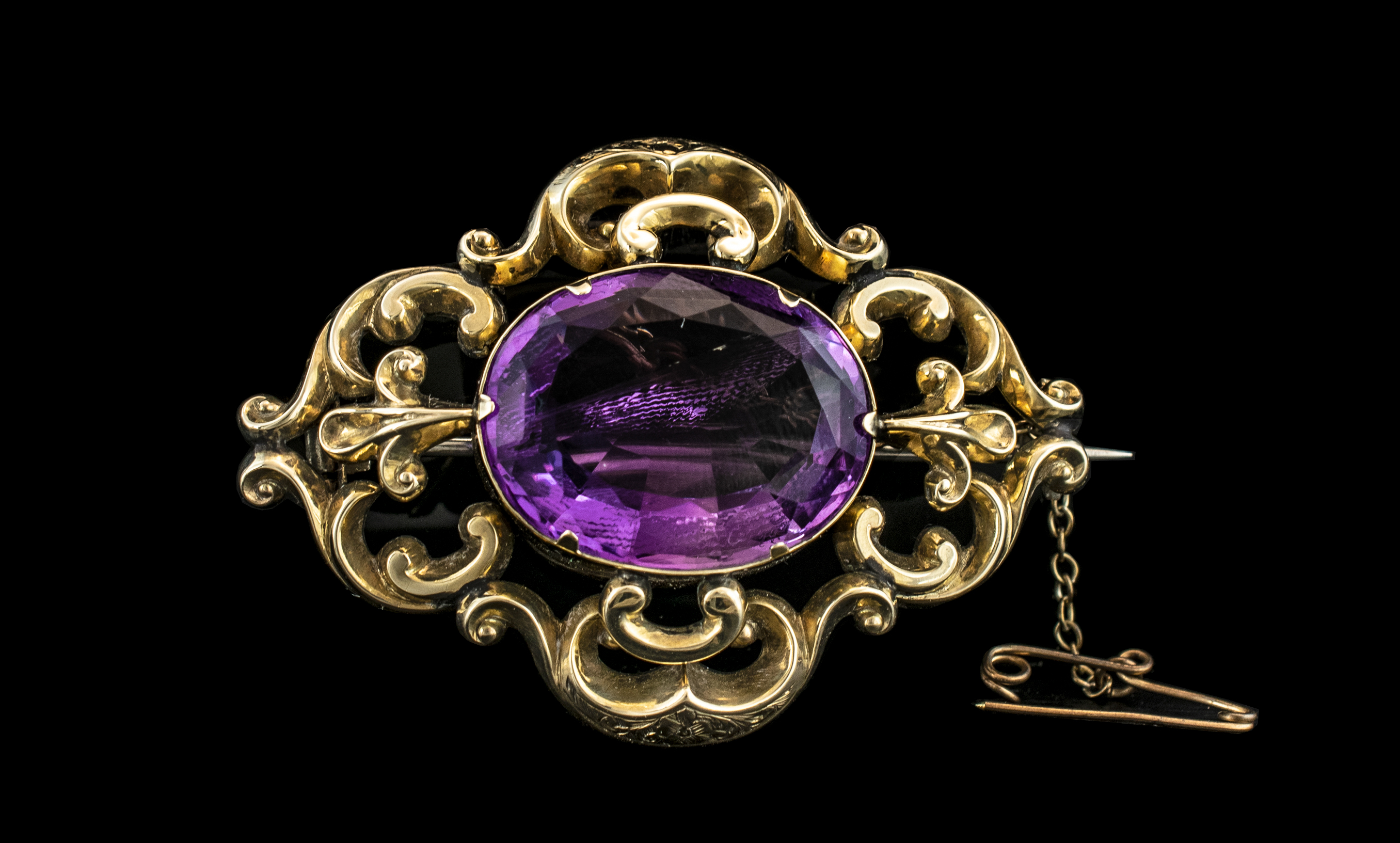 Antique Period - Attractive 9ct Gold Large Amethyst Set Ornate Brooch,