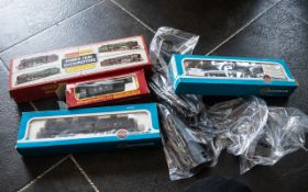 A Small Mixed Lot of 00 Gauge Engines, to include Tank Locomotive,