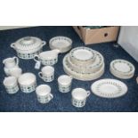 Royal Doulton 'Tapestry' Dinner Service, comprising 6 x 10.5" dinner plates, 5 x 9" plates, 6 x 6.