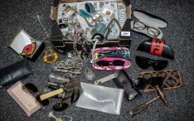 Box of Assorted Items, including costume jewellery,