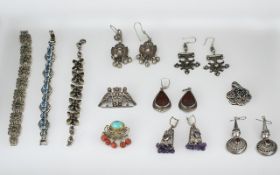 Excellent Collection of Early 20th Century Stone Set Silver Jewellery, Set with Corals, Turquoise,